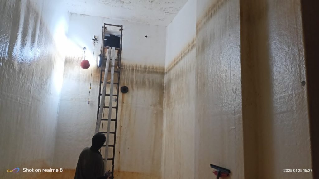 Water tank Cleaning service {facility}6